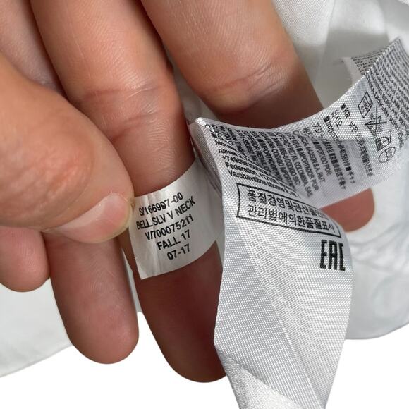 Banana Republic 100% Cotton Poplin Top Bell Sleeves V-Neck Classic White Size XL - Picture 8 of 8